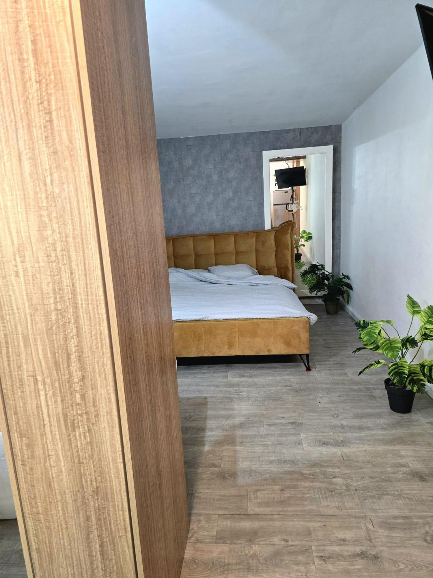 Emile Zola Villa Rishon LeZion Bagian luar foto