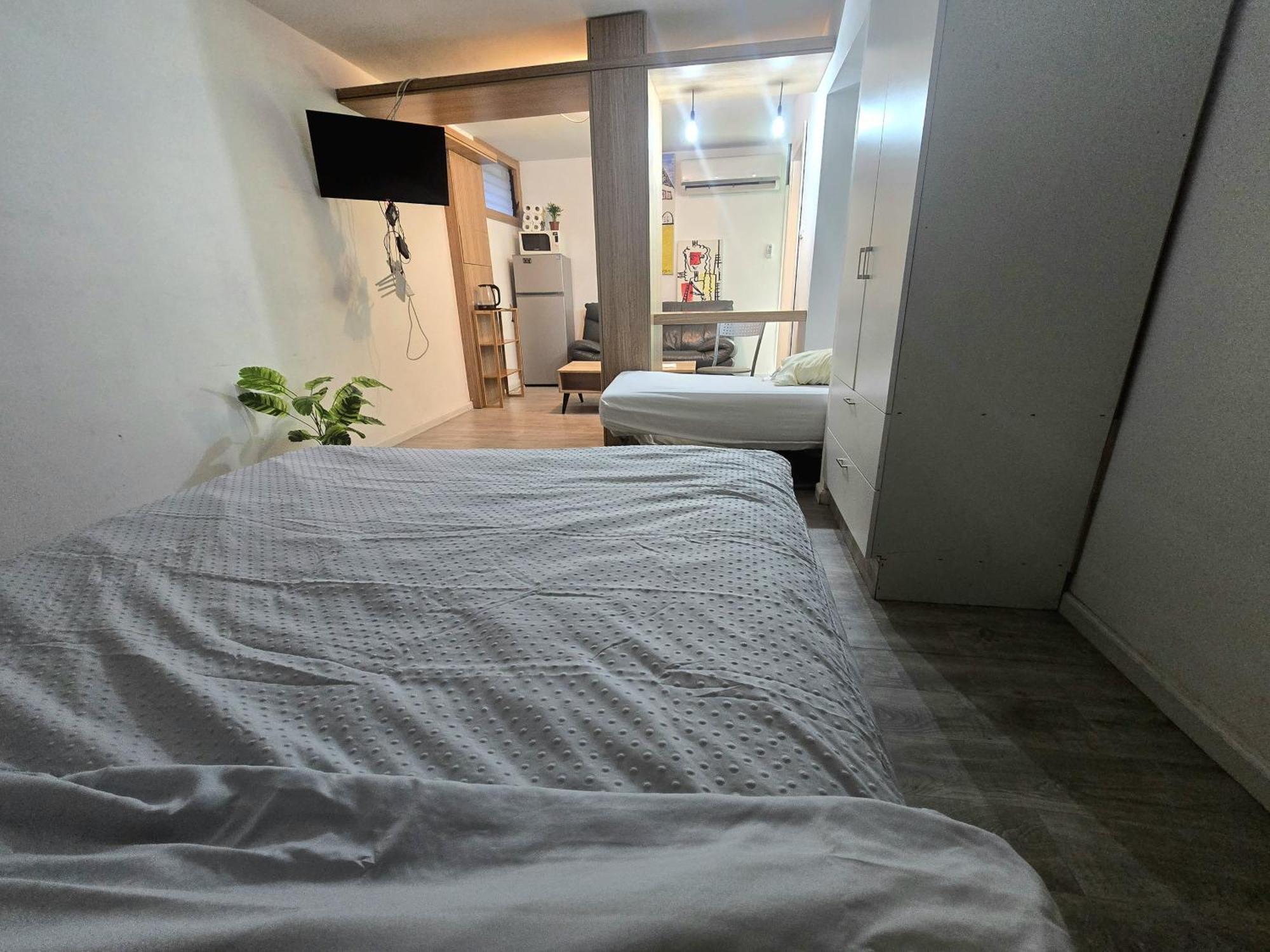 Emile Zola Villa Rishon LeZion Bagian luar foto
